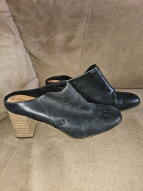 BORN Sz 8 Black Leather 3" Heeled Mules